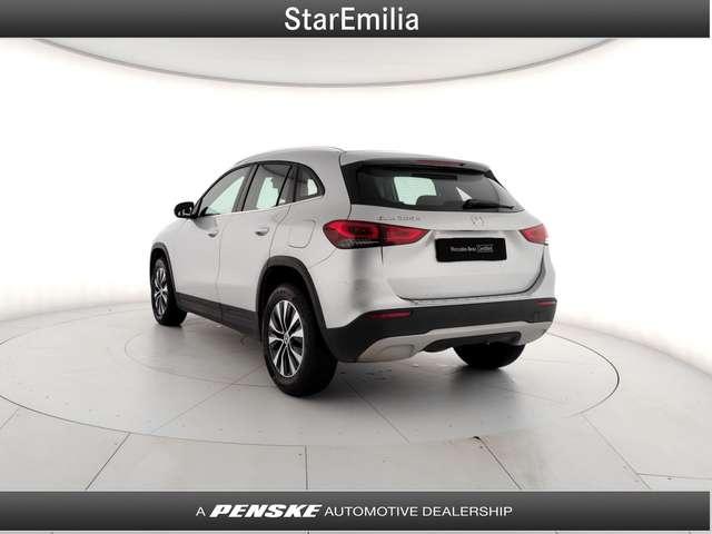 Mercedes-Benz GLA 200 GLA 200 d Automatic Sport