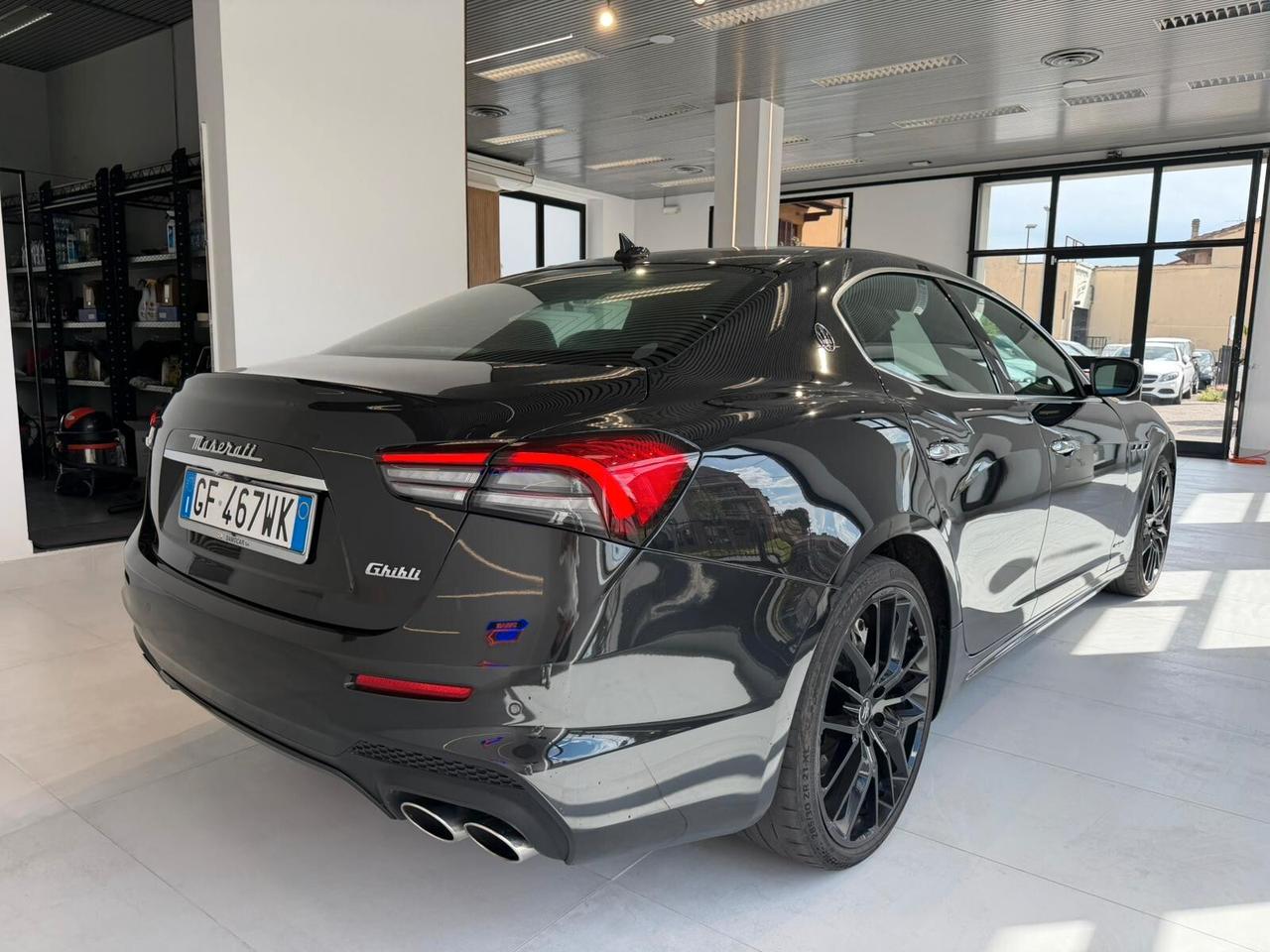 Maserati Ghibli V6 Diesel 275 CV Gransport