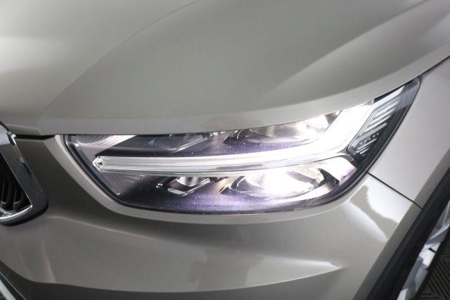 VOLVO XC40 XC40 T2 Geartronic Momentum Pro