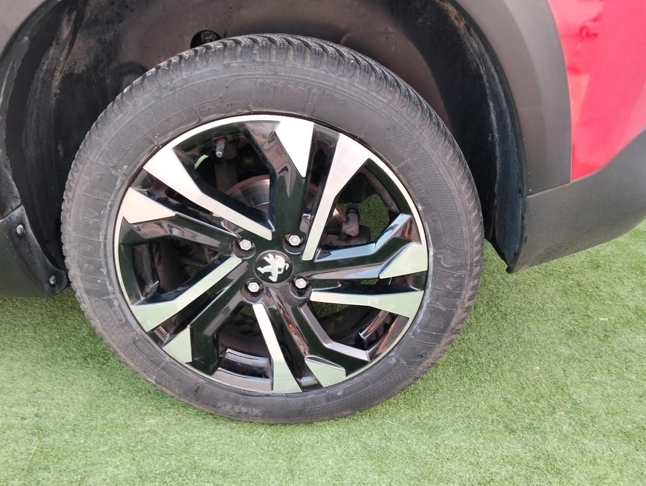 Peugeot 2008 BlueHDi 100 Allure