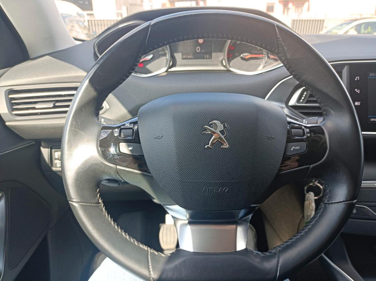 Peugeot 308 PureTech Turbo 130 S&S Allure