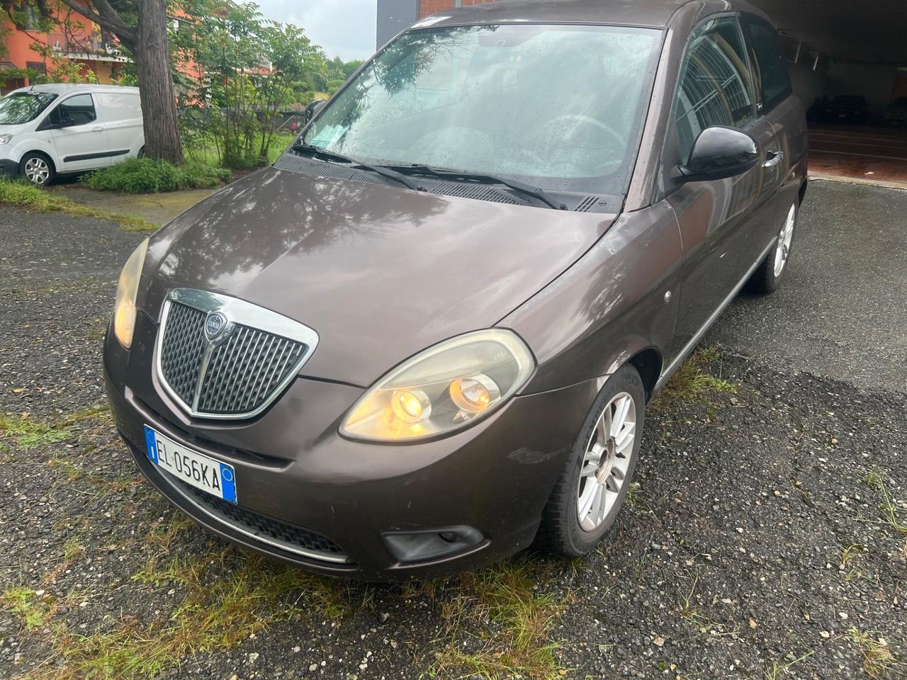 Lancia Ypsilon 1.2 69 CV 5 porte S&S Gold