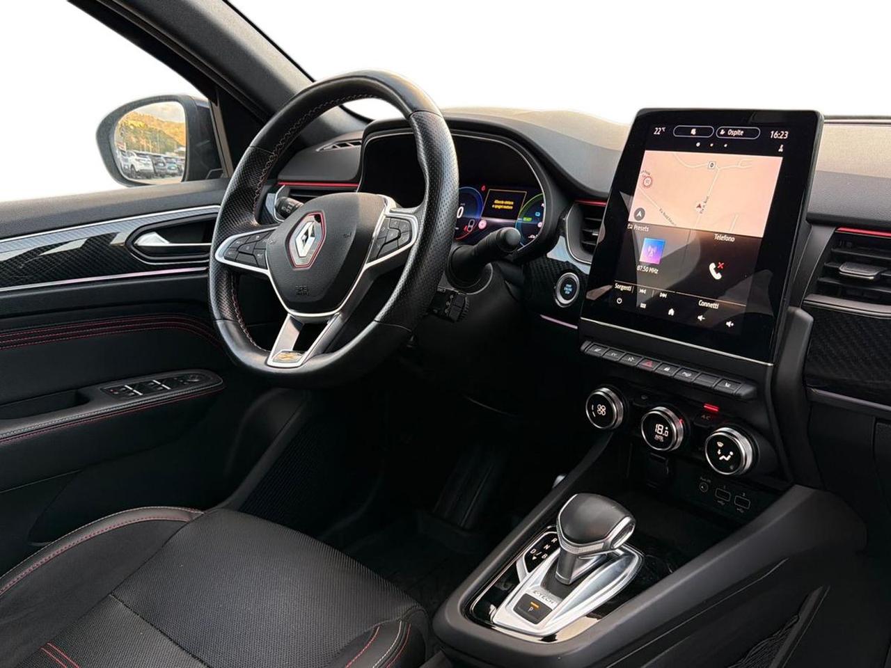 Renault Arkana 1.6 e-tech full hybrid r.s. line 145cv