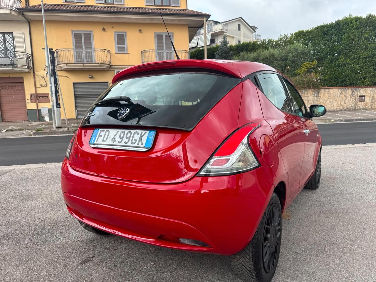 Lancia Ypsilon 1.2 69 CV 5 porte GPL Ecochic Gold
