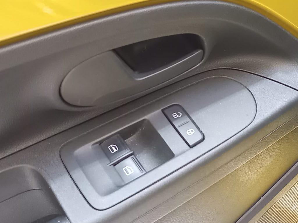 Volkswagen up! 1.0 5p move up BlueMotion Technology da€120