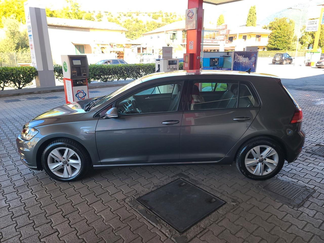 Volkswagen Golf 1.5 TGI DSG BlueMotion 2020 promo