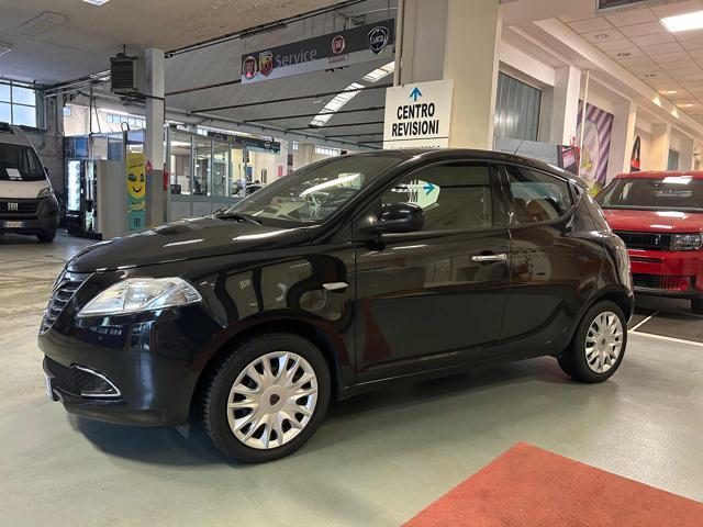 LANCIA Ypsilon 1.2 69 CV 5 porte Gold