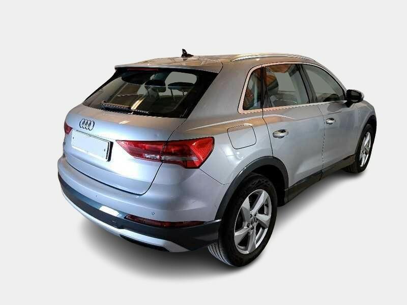 AUDI Q3 35 TDI S tronic Business Advanced