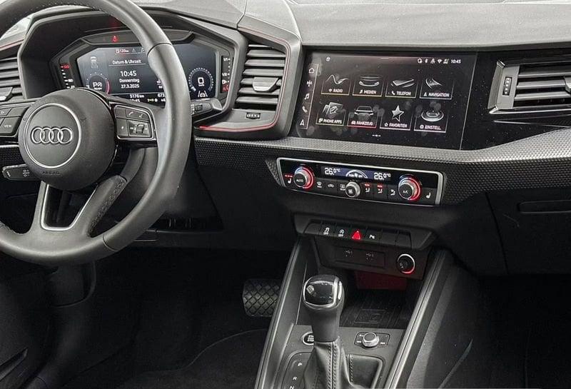 Audi A1 A1 SPB 25 TFSI S tronic S line edition Black Pack 17" Camer a