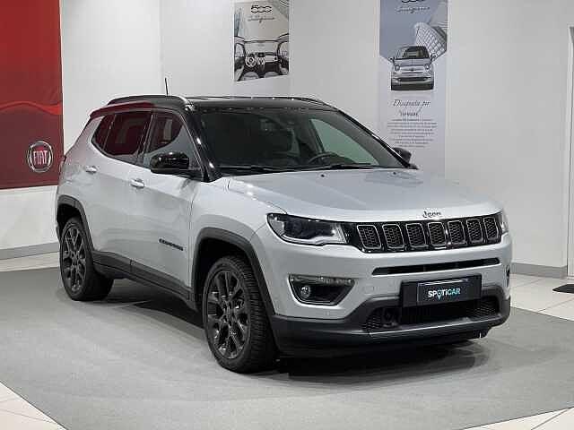 Jeep Compass 1.3 Turbo T4 PHEV 4xe First Edition Urban
