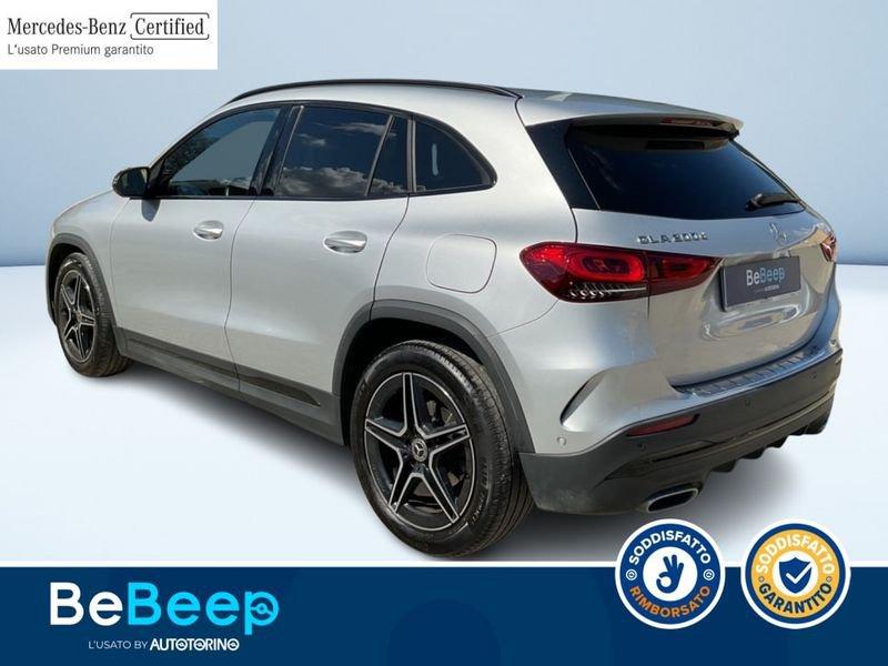 Mercedes-Benz GLA 200 D PREMIUM AUTO