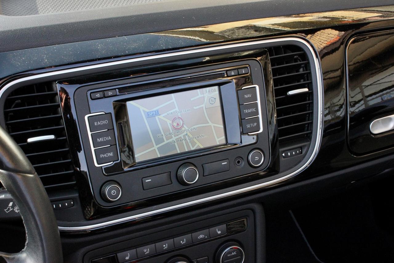 Volkswagen Maggiolino 1.4 tsi DSG cabrio 160cv fullled navy pelle traforata