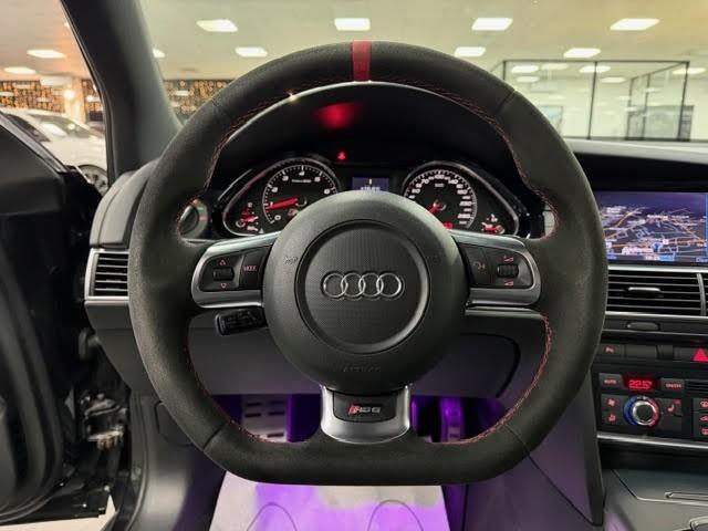 Audi RS6 RS6 Avant 5.0 V10 fsi quattro tiptronic