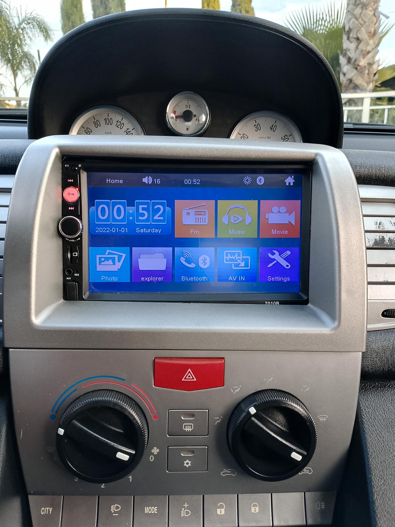 Lancia Ypsilon 1.4 Argento Ecochic GPL