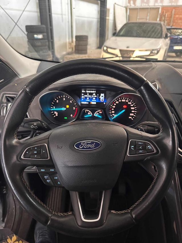 FORD Kuga 2.0 TDCI 150 CV S&S 4WD Powershift Vignale