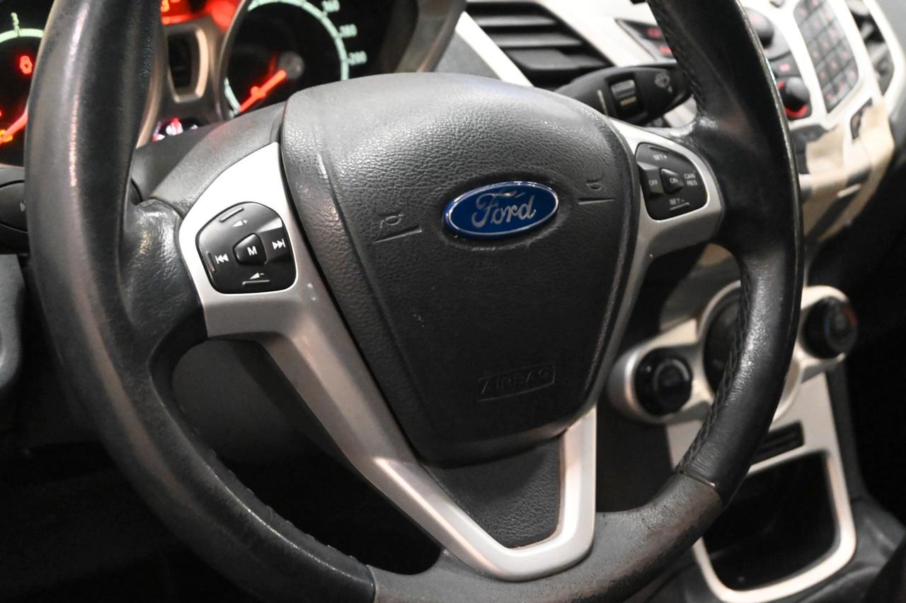 FORD Fiesta 6ª serie Fiesta 1.4 TDCi 68CV 5 po...