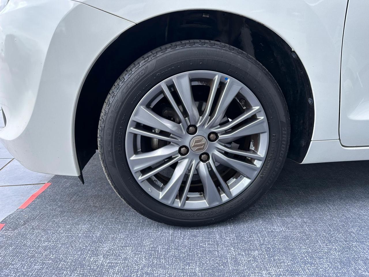 Suzuki Baleno 1.2 Dualjet Top