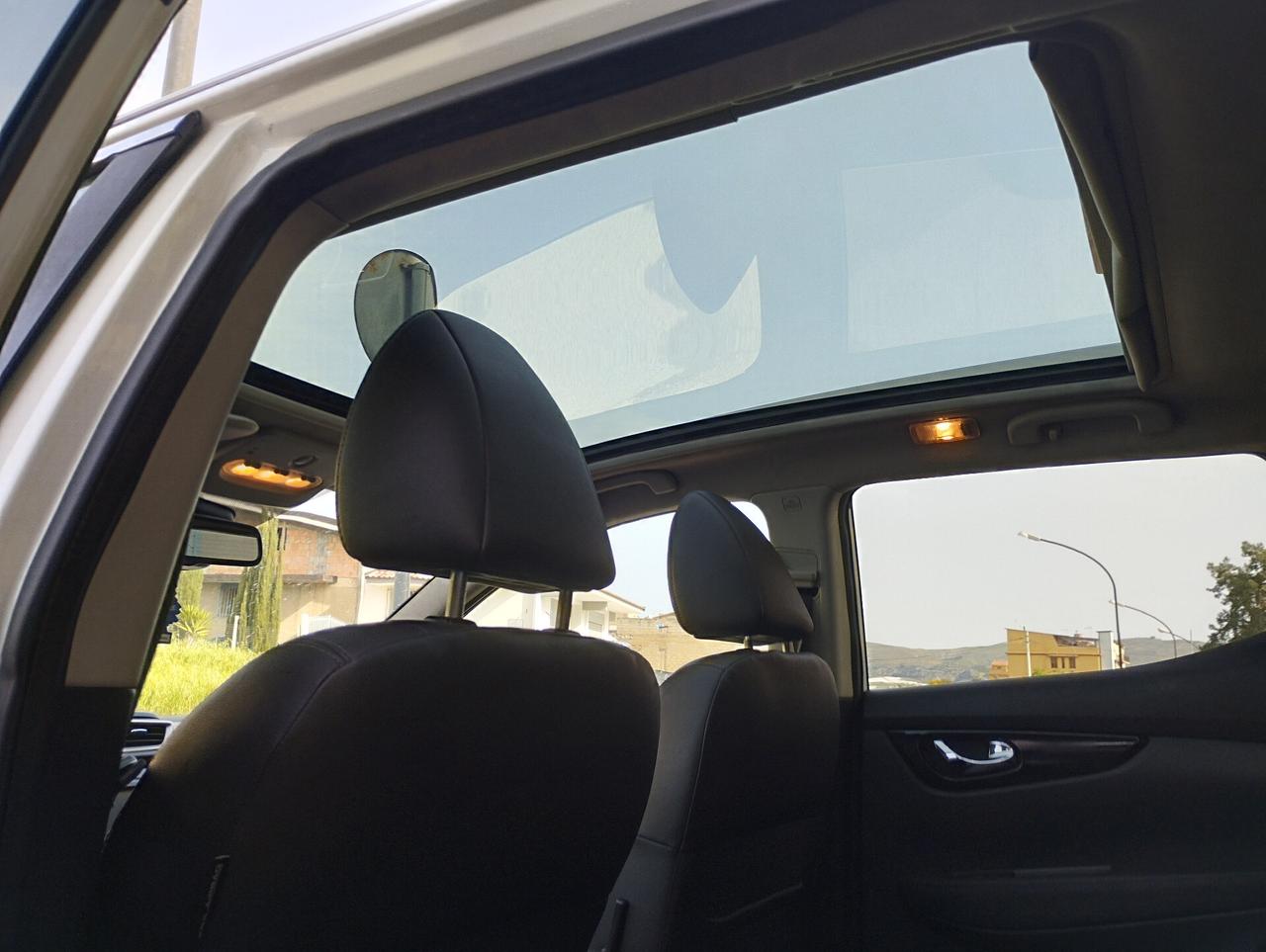 Nissan Qashqai 1.6 dCi DPF Tekna Automatica