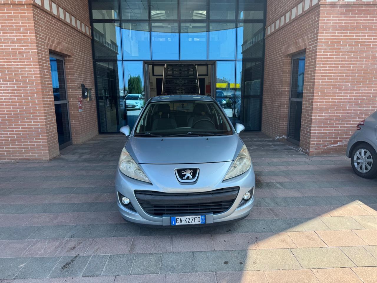 Peugeot 207 1.4 8V 75CV 5p. Energie Sport ECO GPL