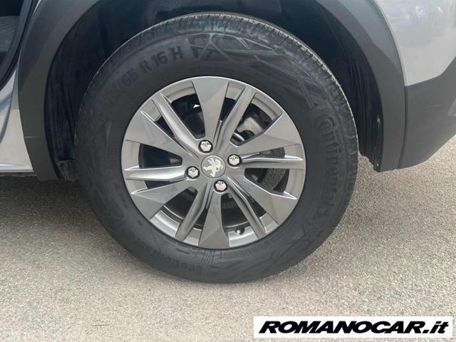 PEUGEOT 2008 PureTech 100 S&S Active