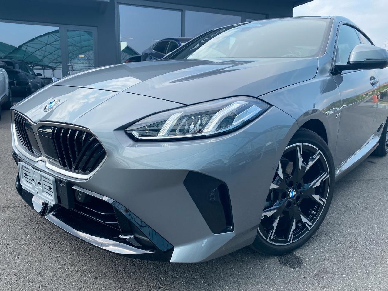 BMW 220 GRAND COUPE 48V MSPORT CAMBIO AUTO,CERCHI 19, LED