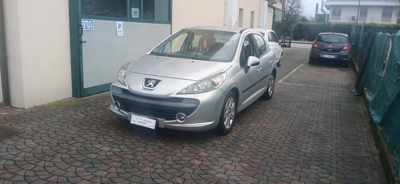 Peugeot 207 1.6 HDi neopatentati