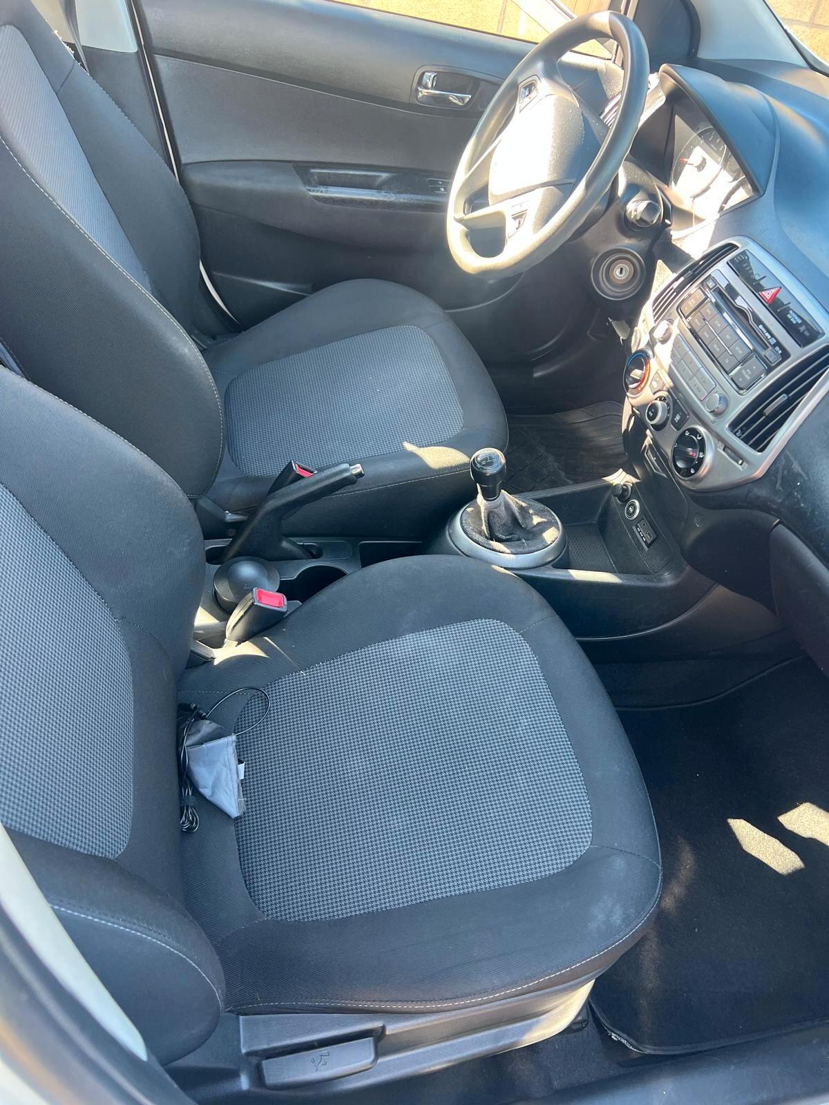 Hyundai i20 1.2 5p. Econext Sound Edition