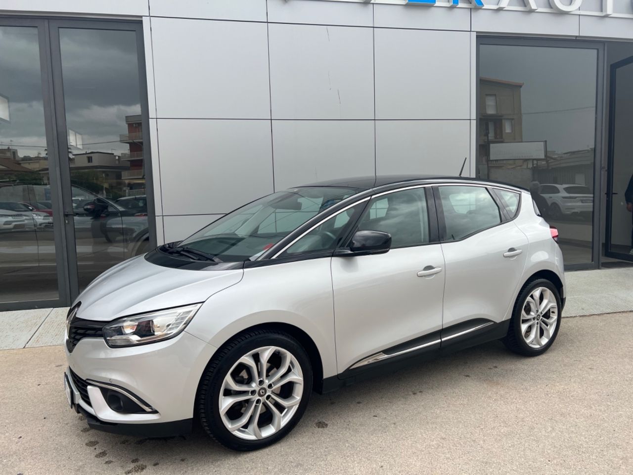 Renault Scenic Sc��nic dCi 8V 110 CV EDC Energy Zen