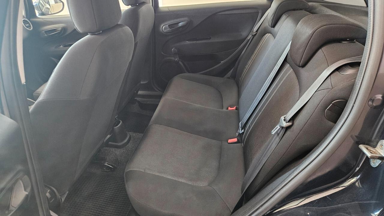 Fiat Punto 1.2 8V 5 porte Street
