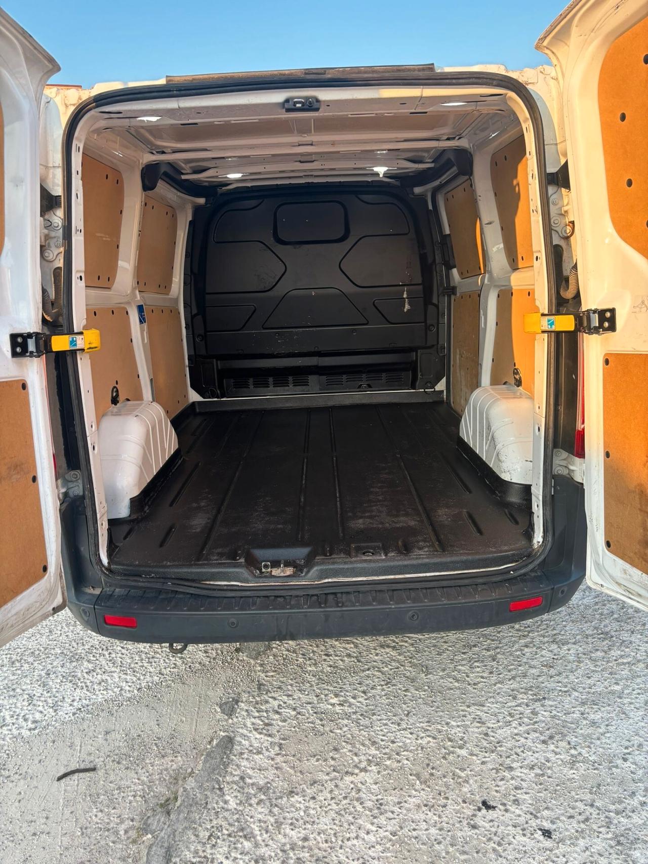 Ford Tourneo Custom Tourneo Custom 310 2.0 TDCi 130CV aut. PC Titanium