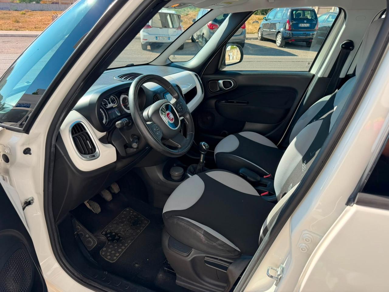 Fiat 500L LOUNGE