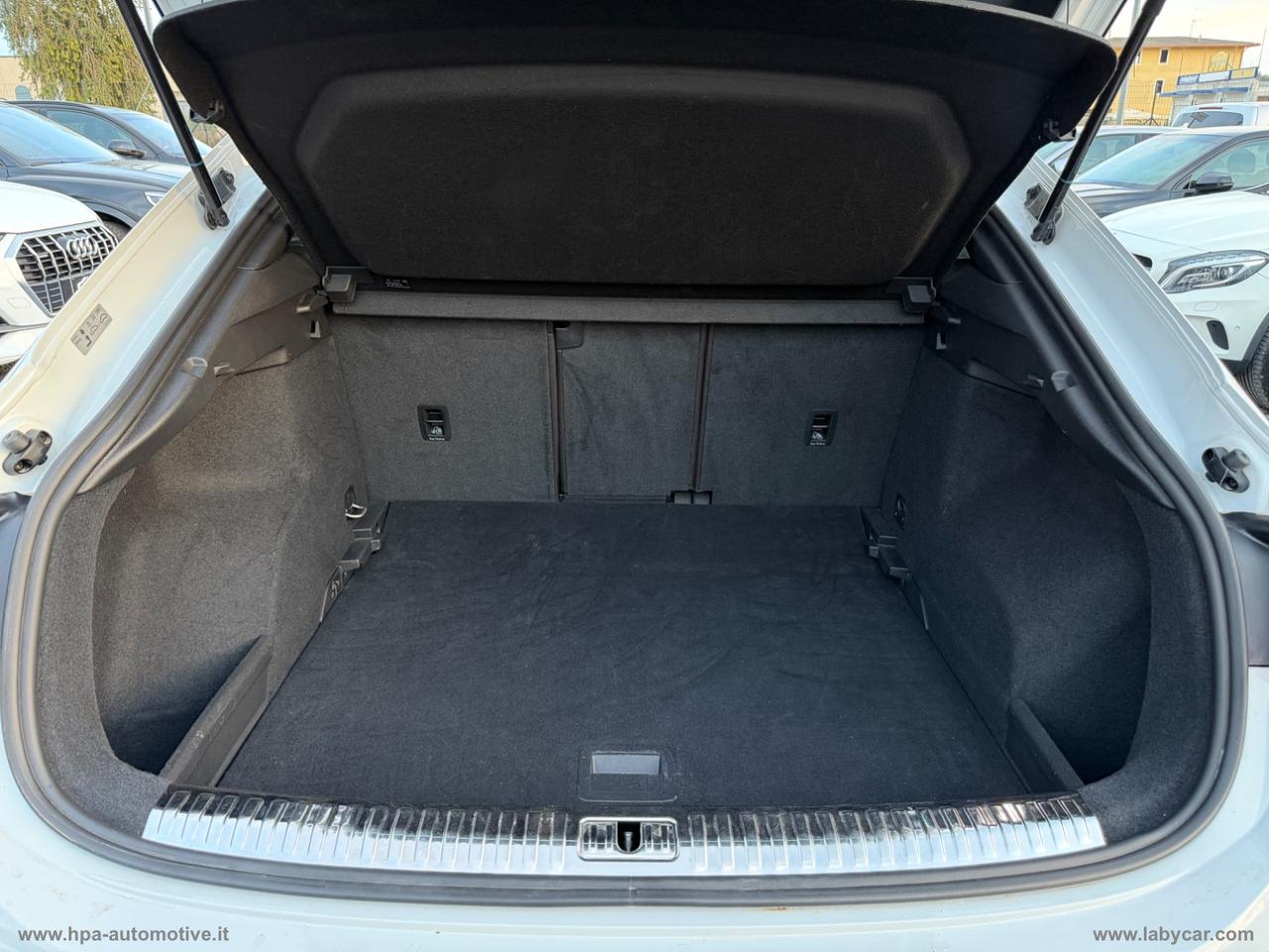 AUDI Q3 SPORTBACK 2.0TDI S-tronic S-Line LED NAVI PELLE CERCHI 19 RETROCAMERA