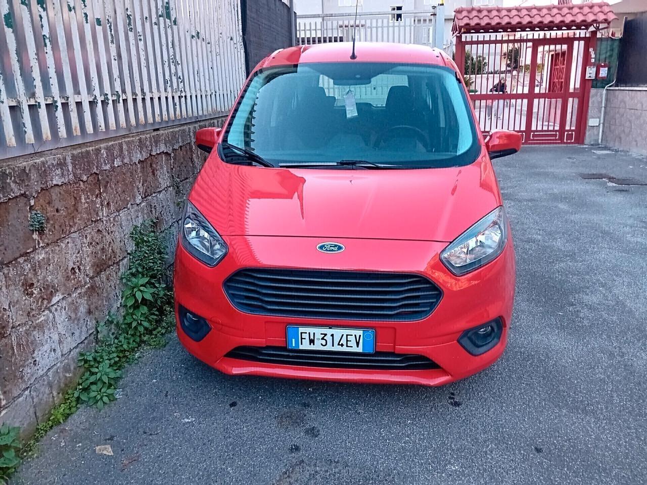 Ford Tourneo Courier 1.0 EcoBoost 100 CV Sport