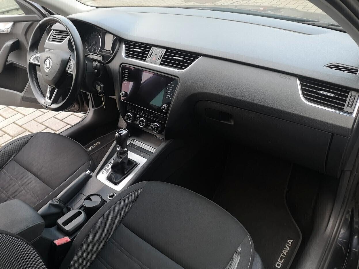 Skoda Octavia 1.6 TDI CR 115 CV DSG Wagon Executive