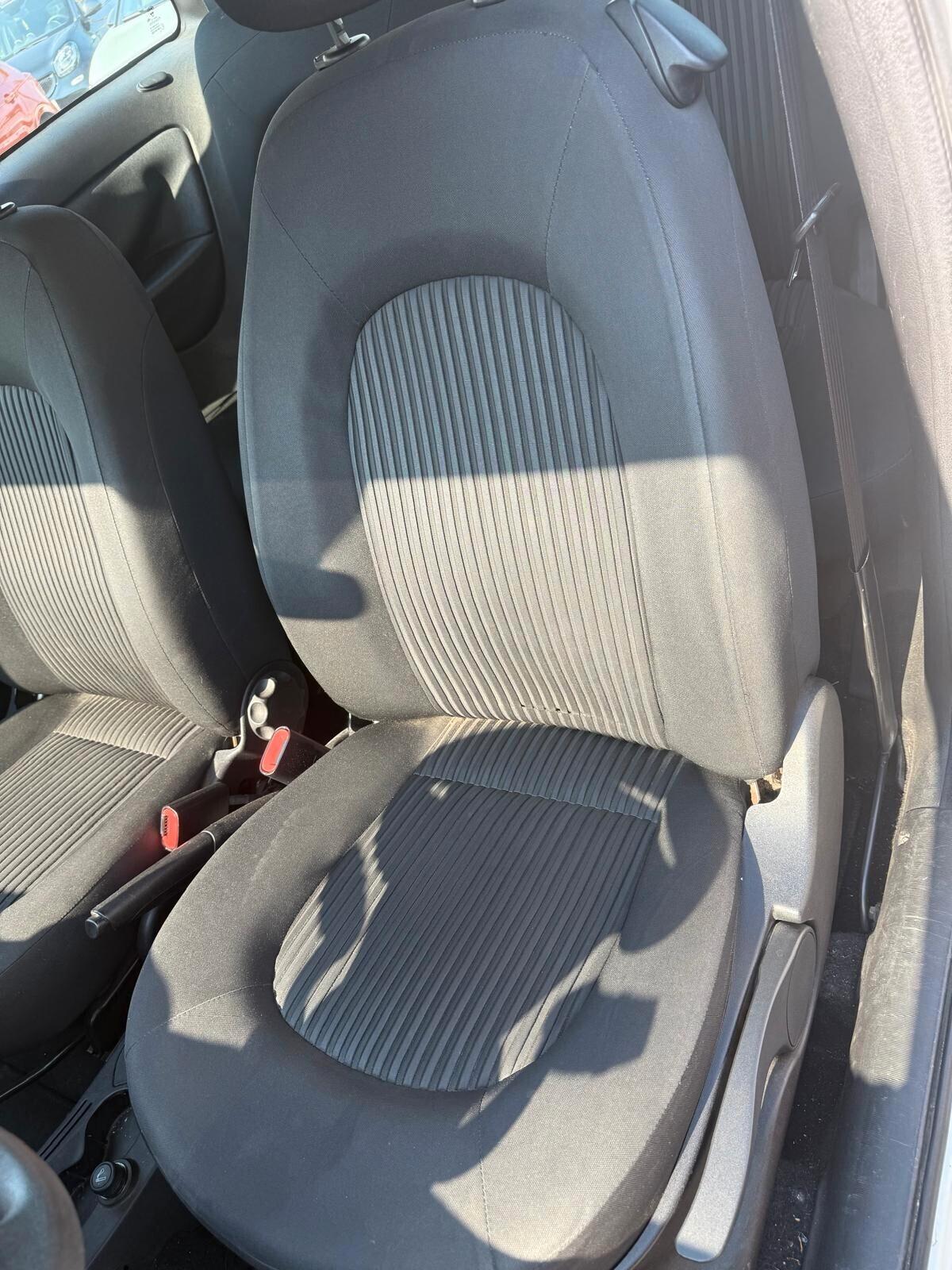 Lancia Ypsilon 1.3 MJT 75 CV E-Collection