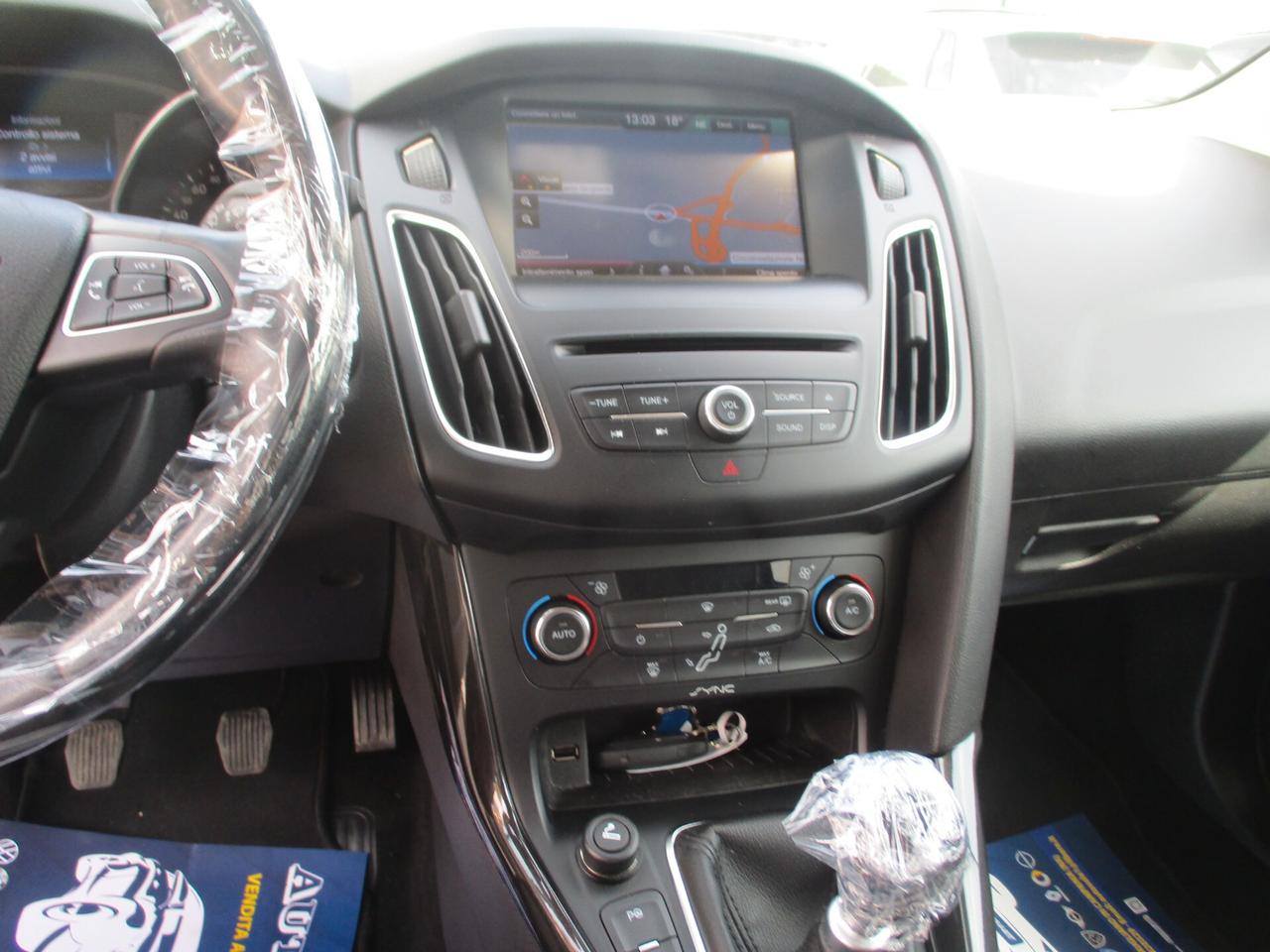 Ford Focus Ford Focus 1.5 TDCI 120CV E6 TITANIUM NAVI/PDC/XENON KM CERTI