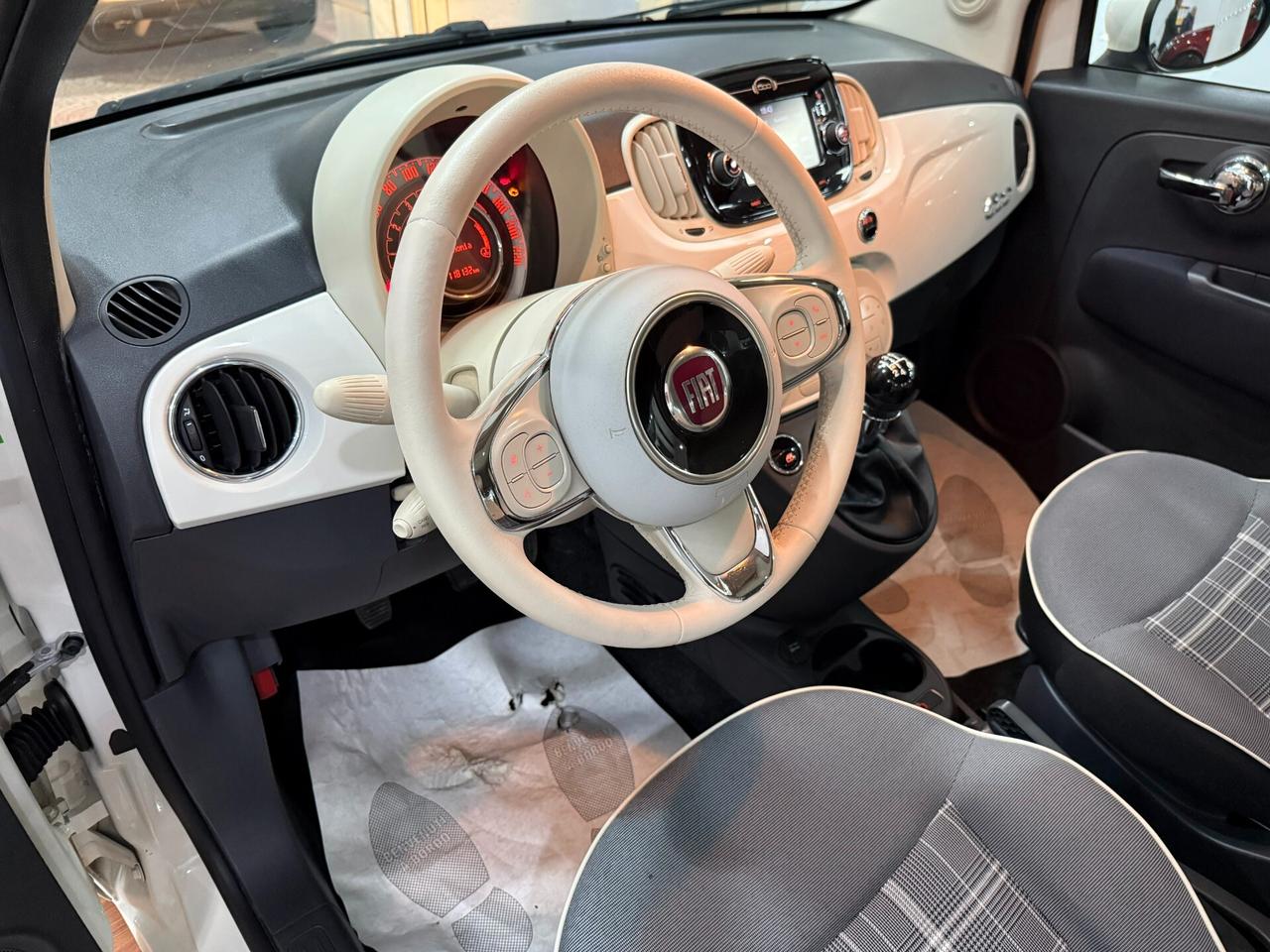 FIAT 500 1.2 69CV LOUNGE - Agosto 2017