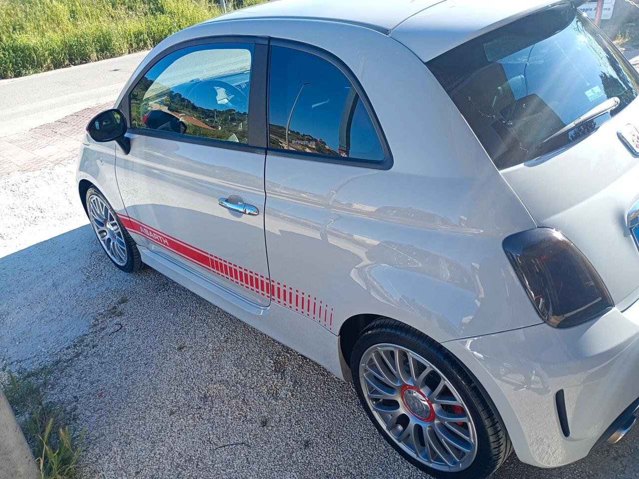 Abarth 500 1.4 Turbo T-Jet MTA Custom