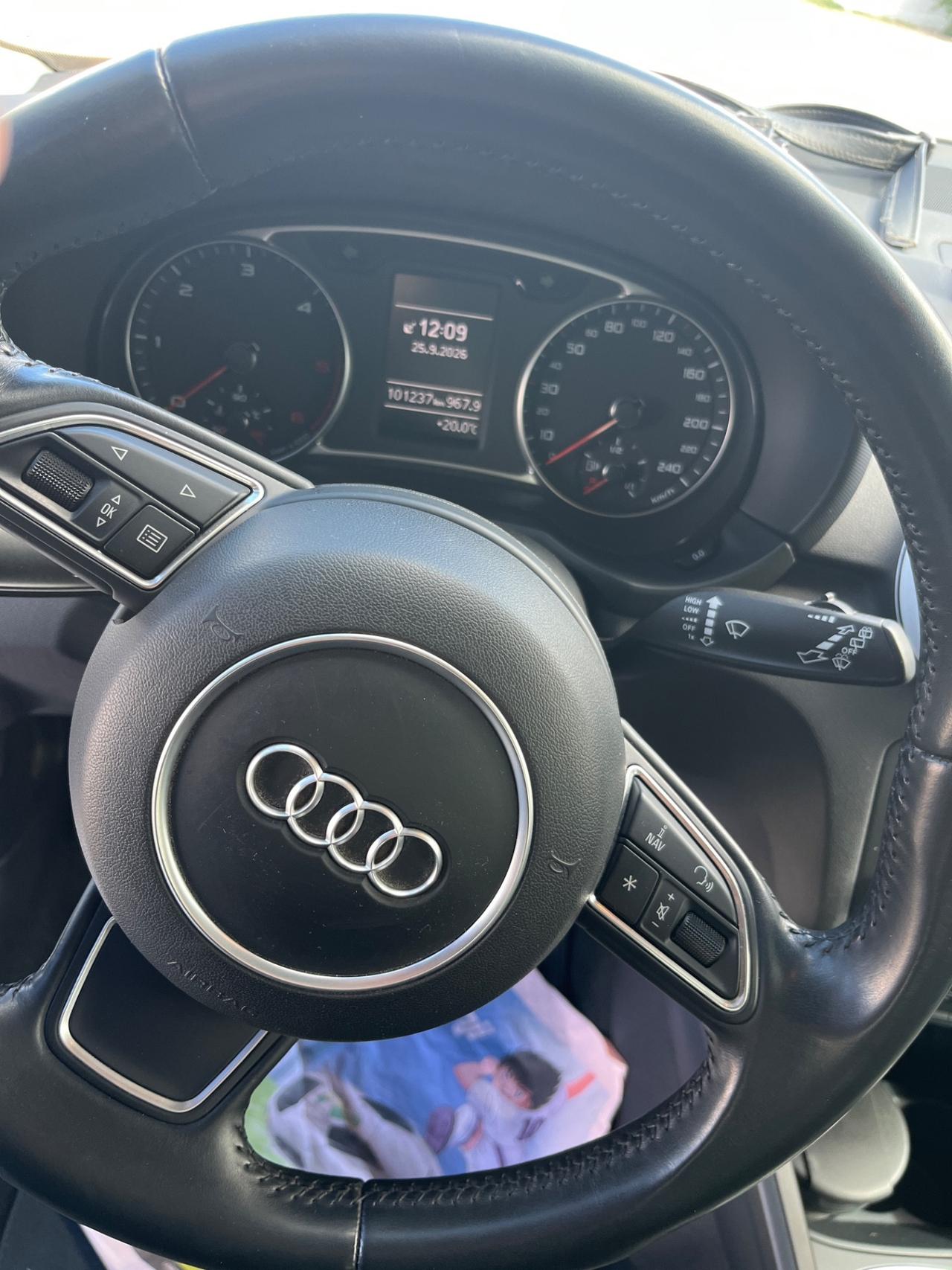 Audi A1 SPB 1.6 TDI S line edition plus