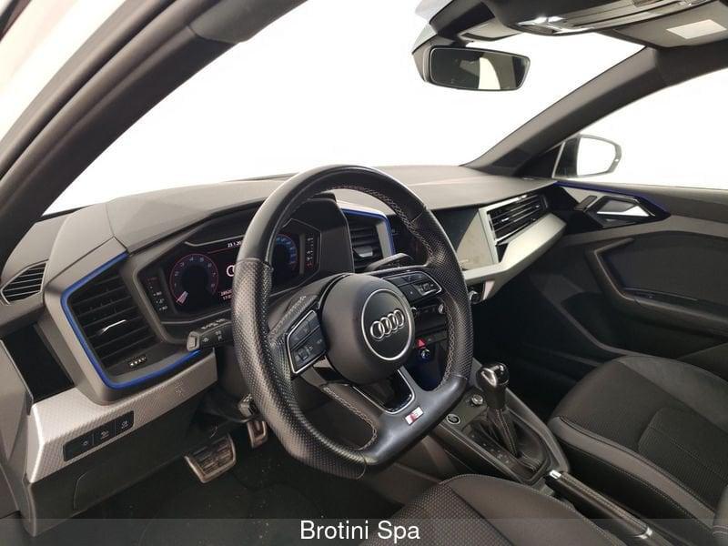 Audi A1 A1 SPB 30 TFSI S tronic Identity Black