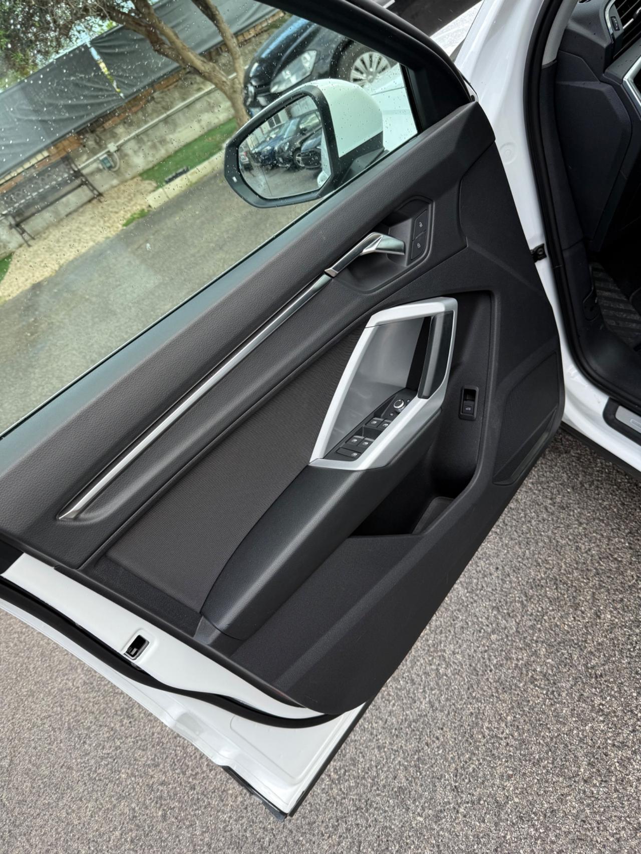 Audi Q3 35 TDI S tronic S line