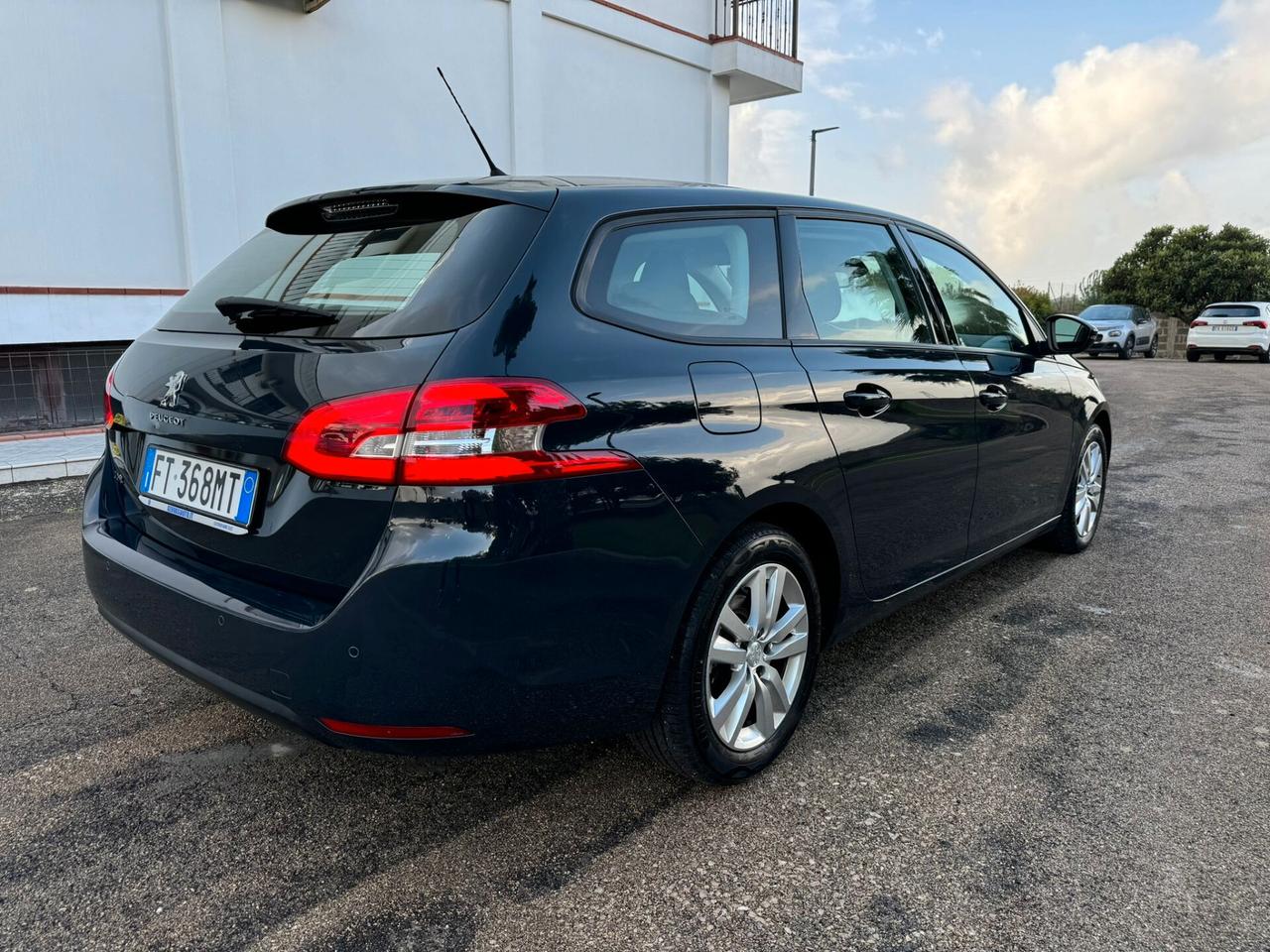 Peugeot 308