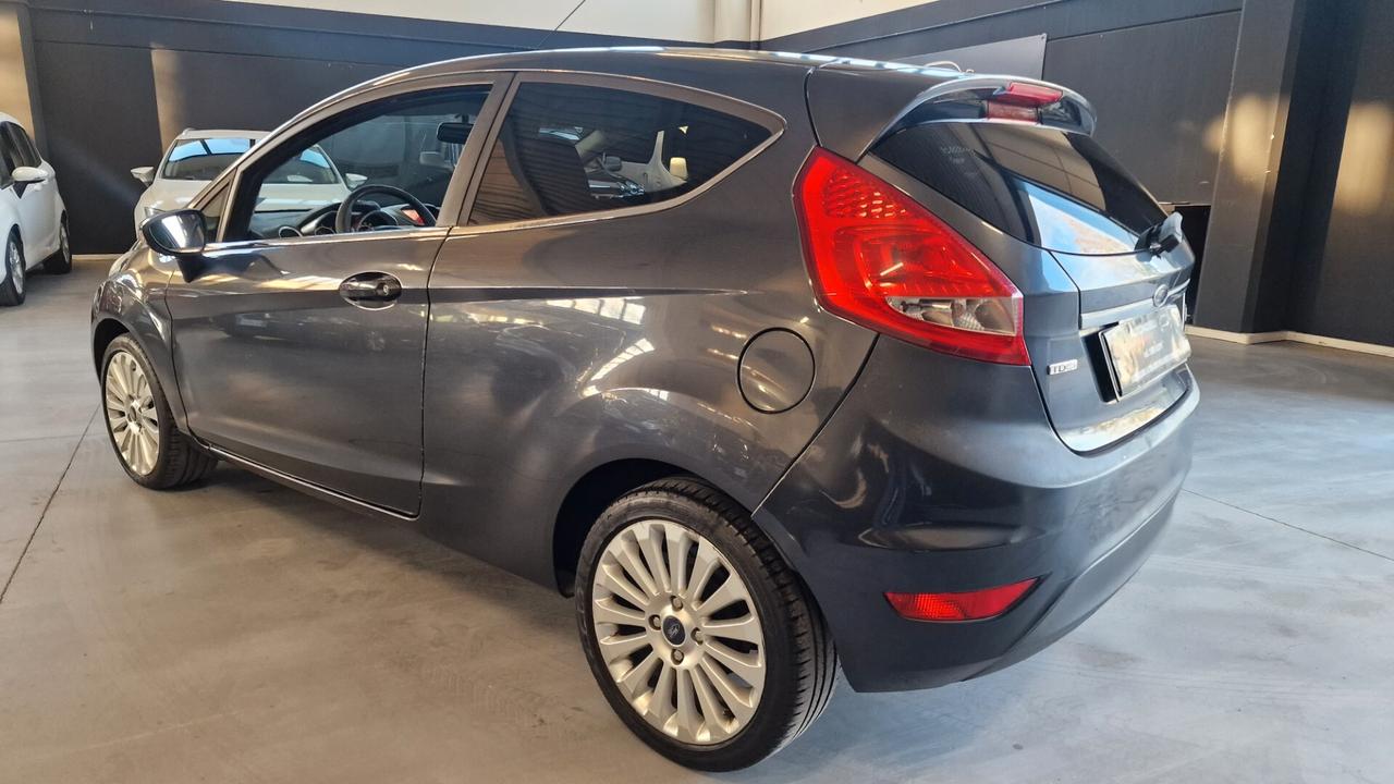 Ford Fiesta 1.4 TDCi 68CV 3 porte Titanium