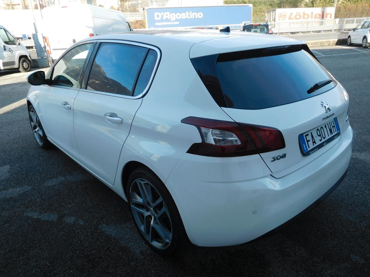 Peugeot 308 BlueHDi 120 S&S Allure