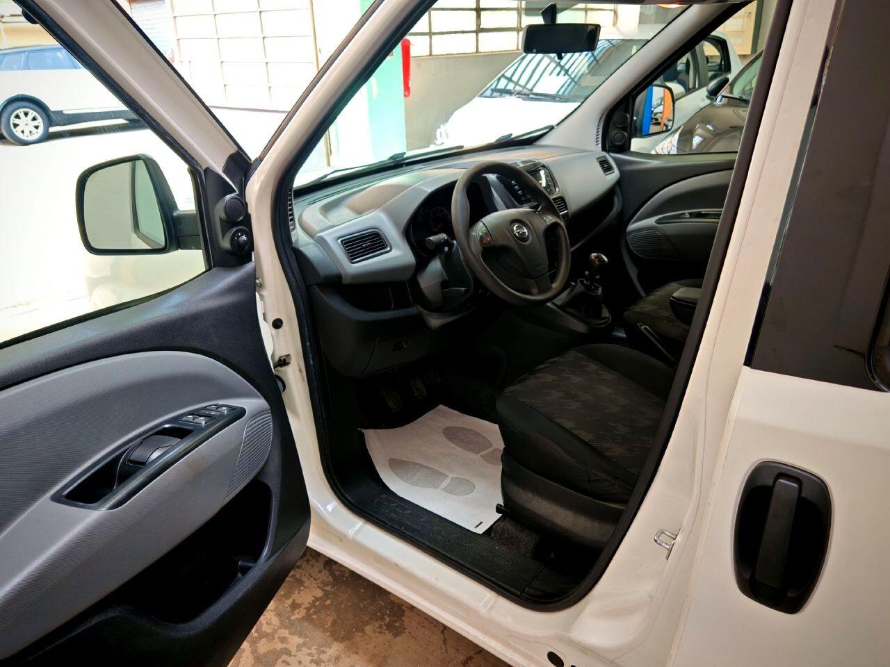 Opel Combo Tour 5 Posti 1.4