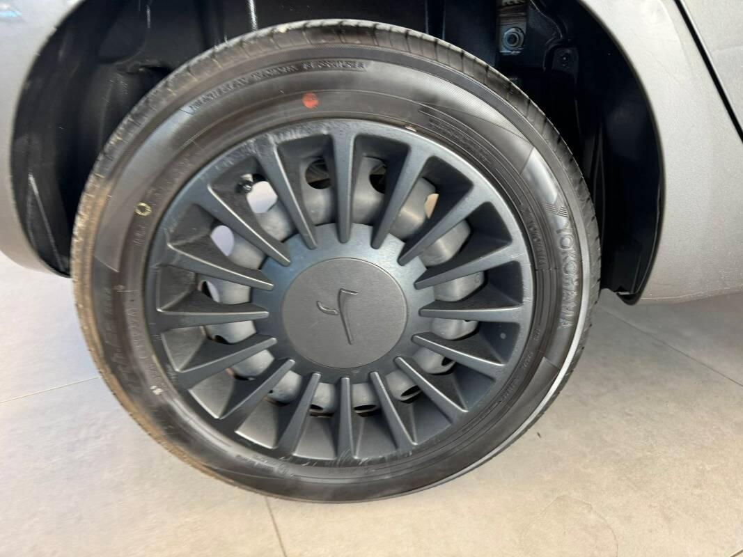 Lancia Ypsilon III 1.0 firefly hybrid Silver s&s 70cv