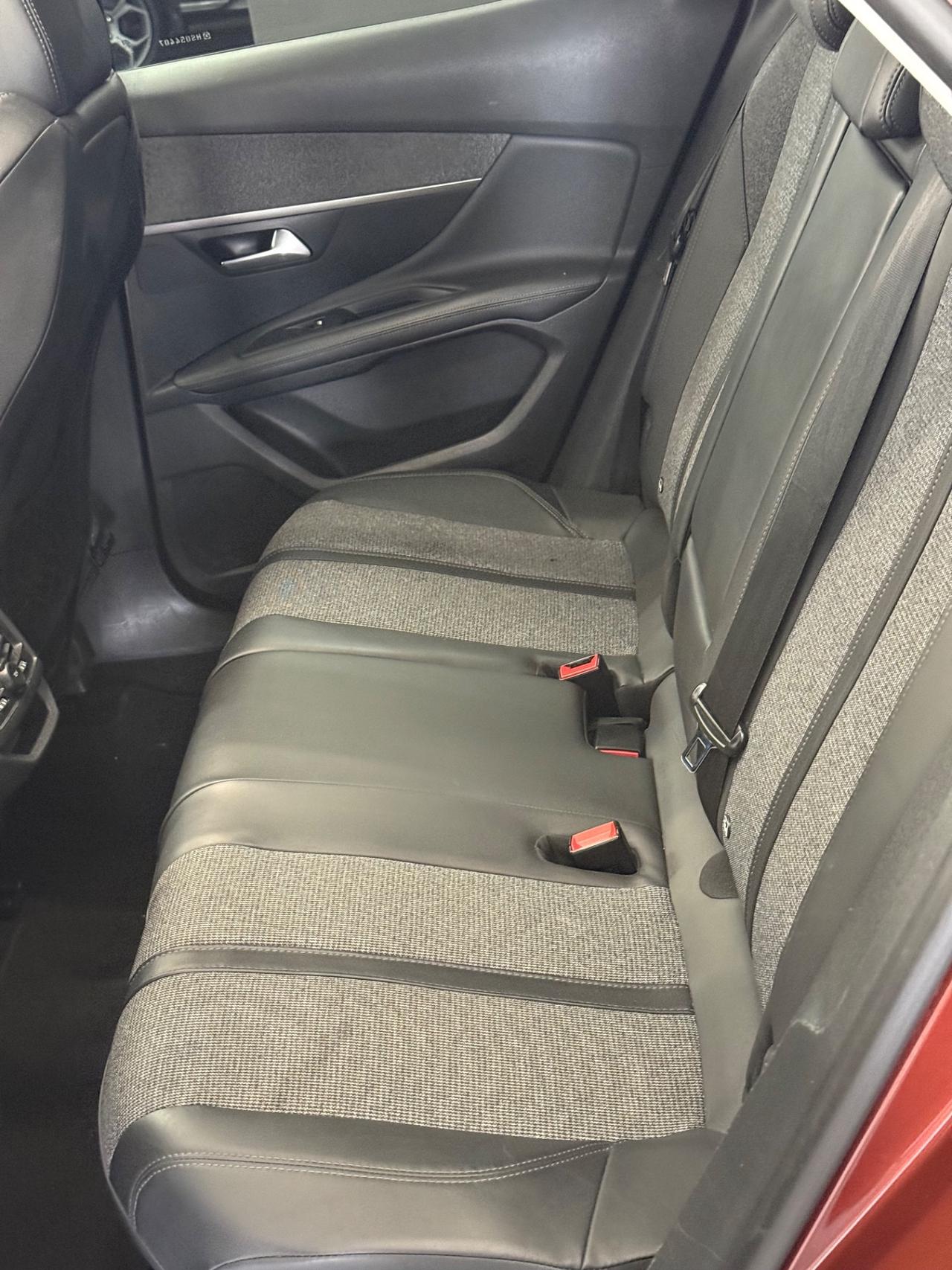 Peugeot 3008 BlueHDi 120 S&S EAT6 GT Line Tetto apri il.