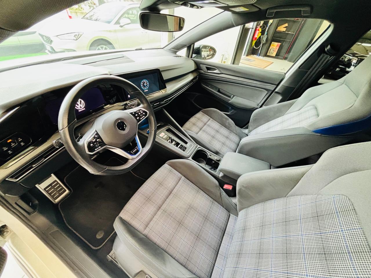 Volkswagen Golf 1.4 Plug-In Hybrid DSG GTE 245 cv