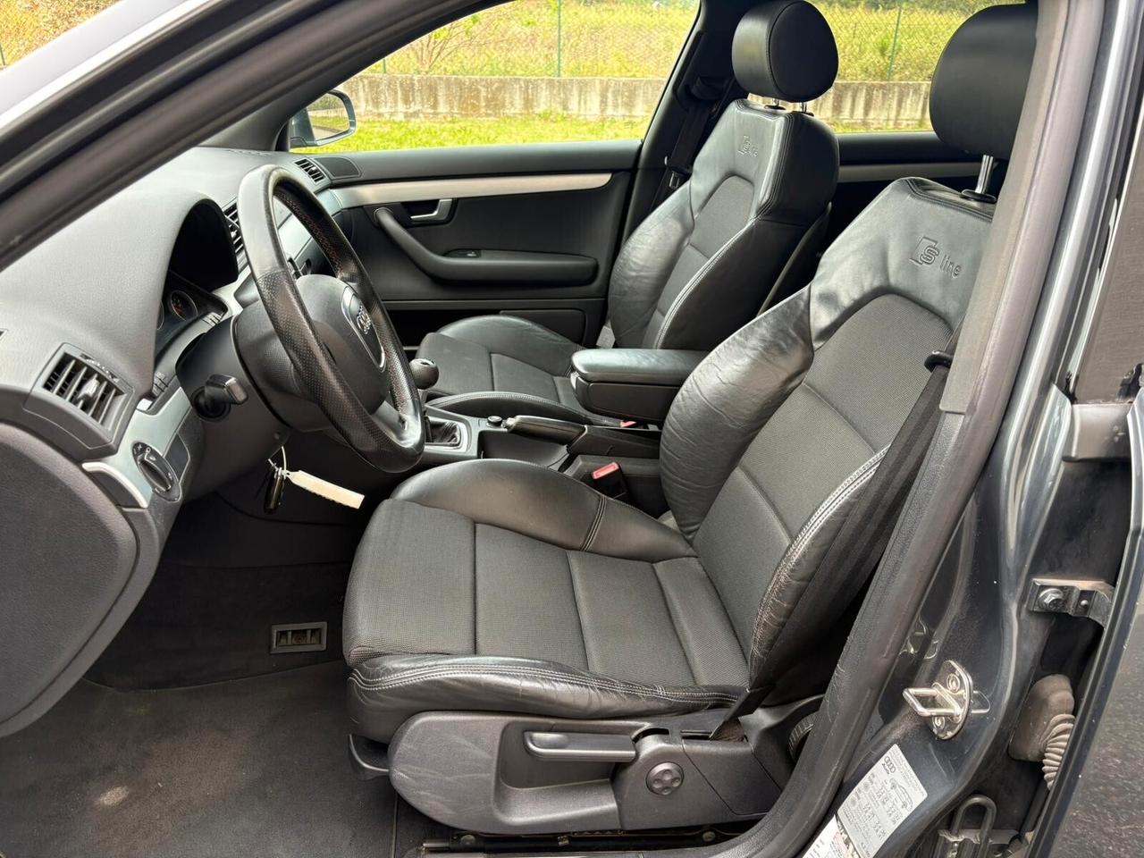 Audi A4 Avant 2.0 TDI 140CV *S-LINE*