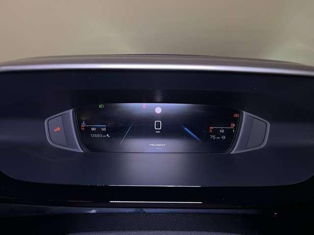 Peugeot 308 1.2 130cv Allure + Key Less + Navi + Camera